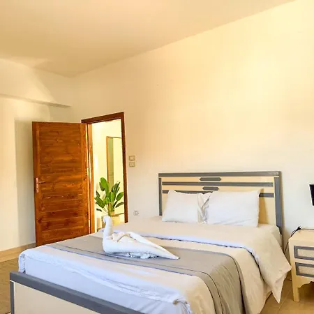 Sea Breeze Dahab Aparthotel