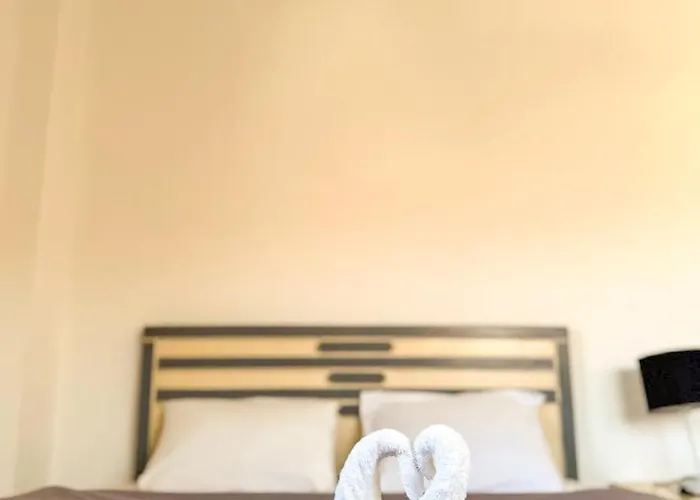 Sea Breeze Apartmanhotel 4*