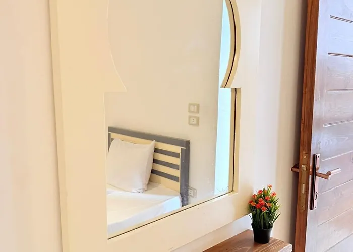 Sea Breeze Apartmanhotel 4*